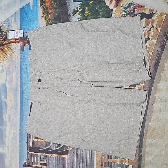 Perry Ellis Chino Shorts Size 38 NWT - Picture 1 of 5